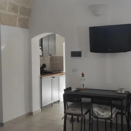 Casa Ferny Mottola
