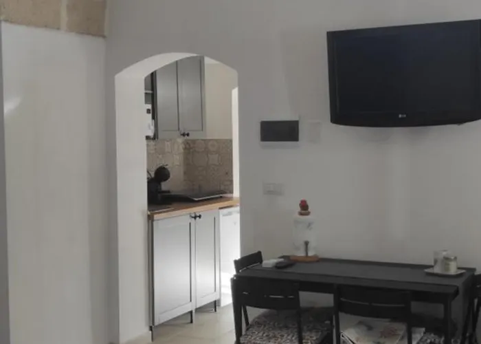 Casa Ferny Mottola